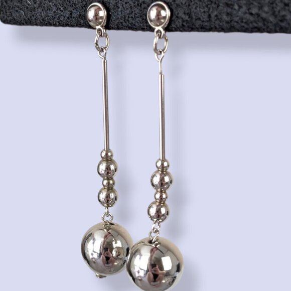 (2/$20) Vintage Dangling Metal Ball Earrings - Picture 3 of 4